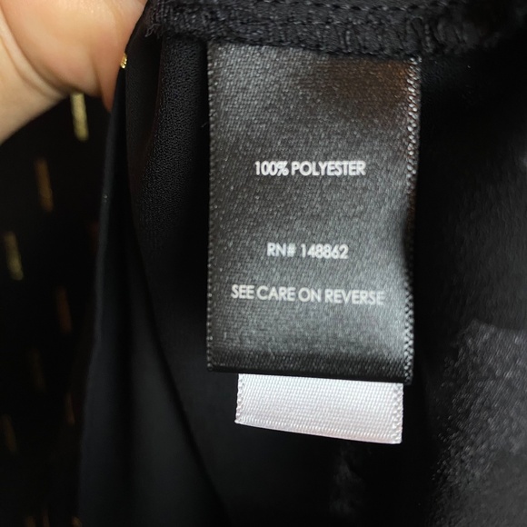 Torrid Womenʻs Plus Size Black & Gold Metallic Short Sleeve Blouse Size 3 - Picture 7 of 7